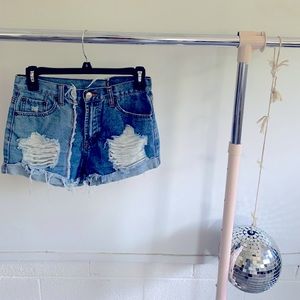 LITZ RECONSTRUCTED JEAN SHORTS